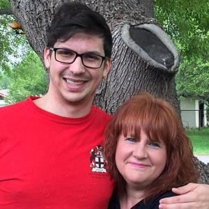 Meet your Posher, Debbie